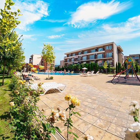 Nessebar And Holiday Fort Apartments 阳光海滩 外观 照片