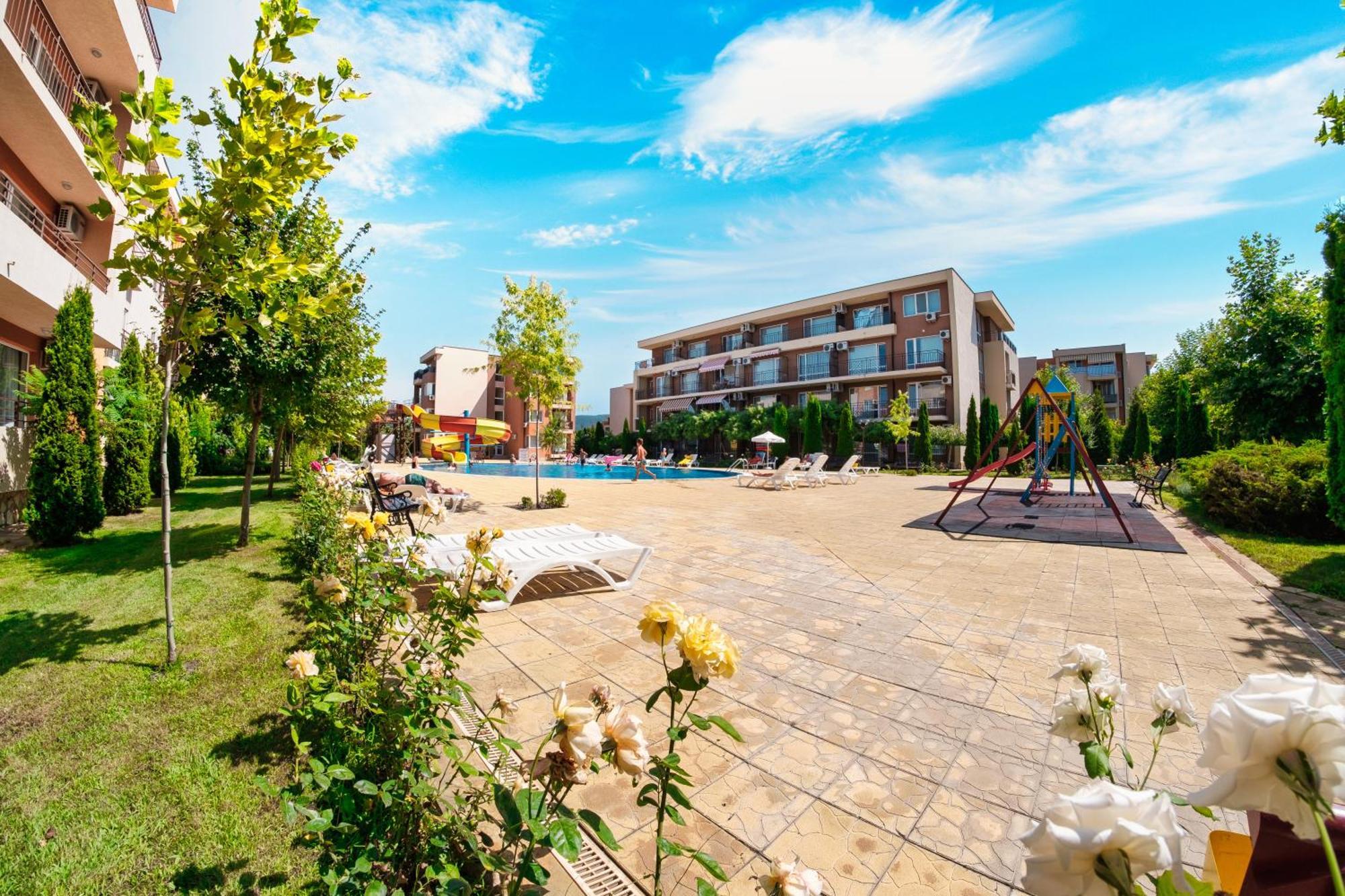 Nessebar And Holiday Fort Apartments 阳光海滩 外观 照片