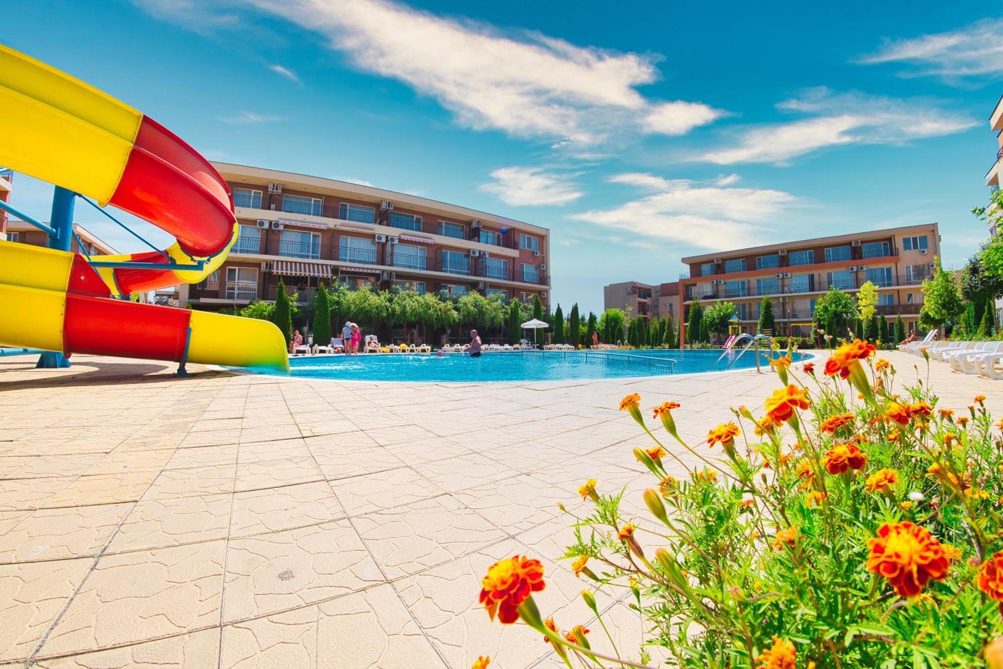 Nessebar And Holiday Fort Apartments 阳光海滩 外观 照片