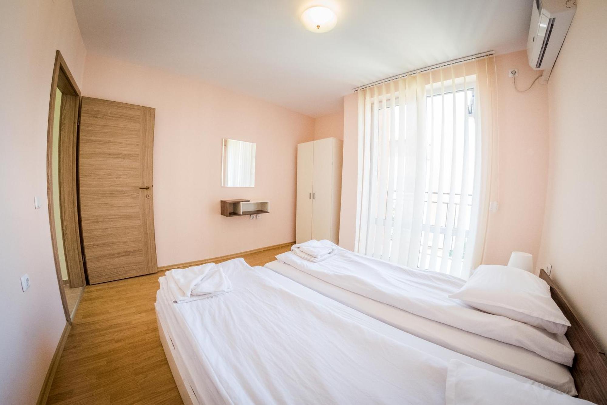 Nessebar And Holiday Fort Apartments 阳光海滩 外观 照片