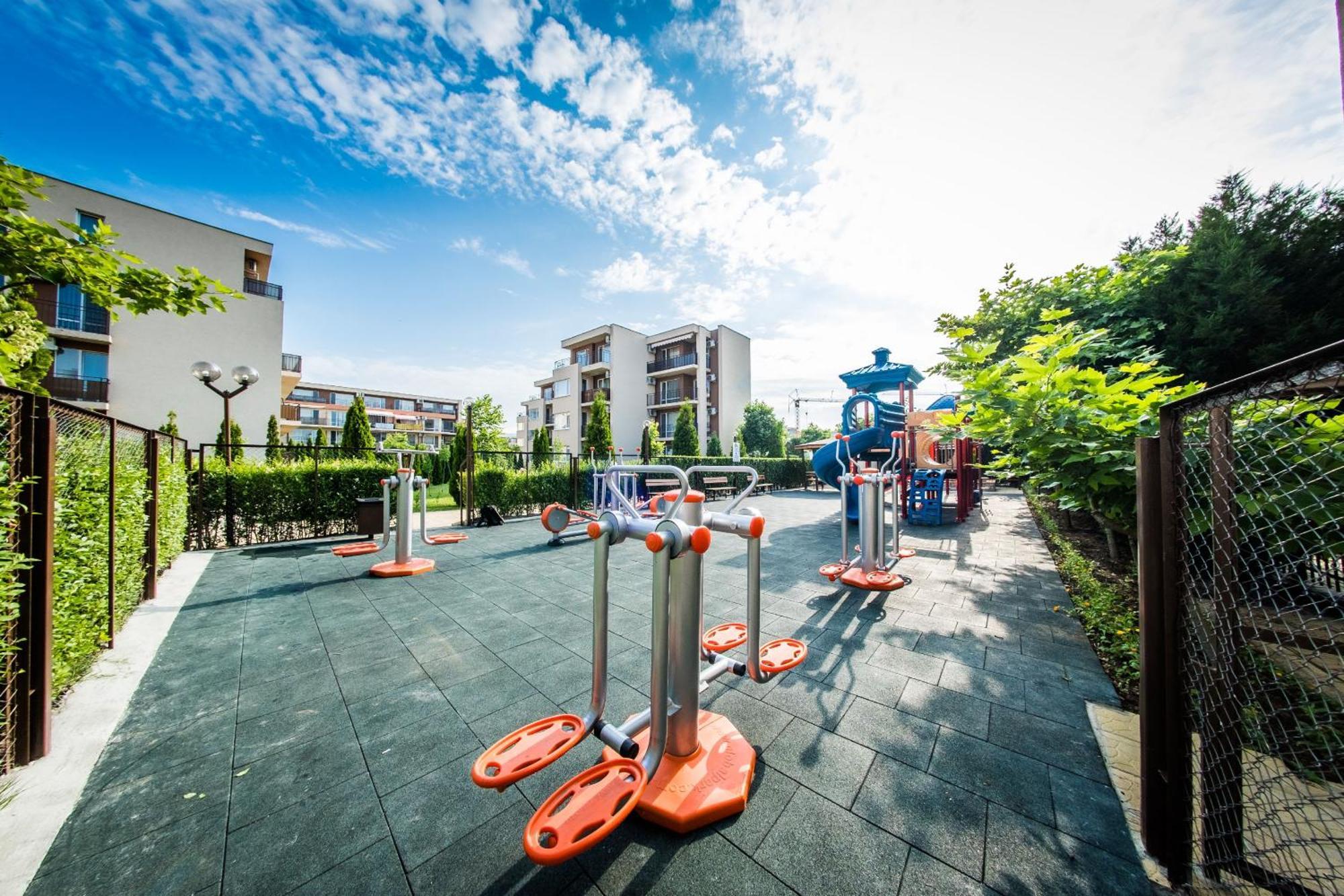 Nessebar And Holiday Fort Apartments 阳光海滩 外观 照片