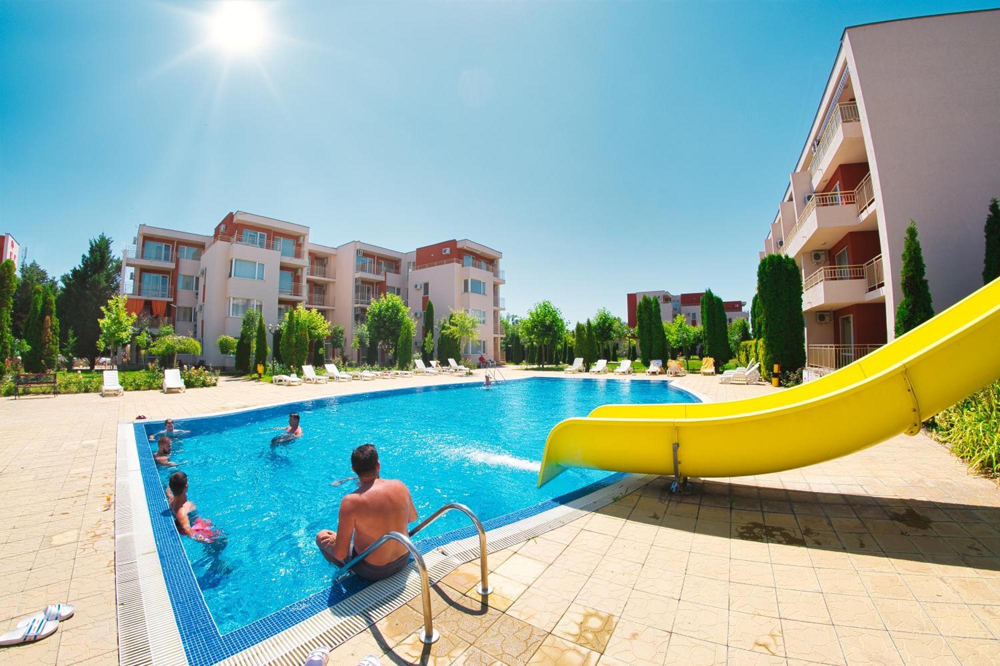 Nessebar And Holiday Fort Apartments 阳光海滩 外观 照片