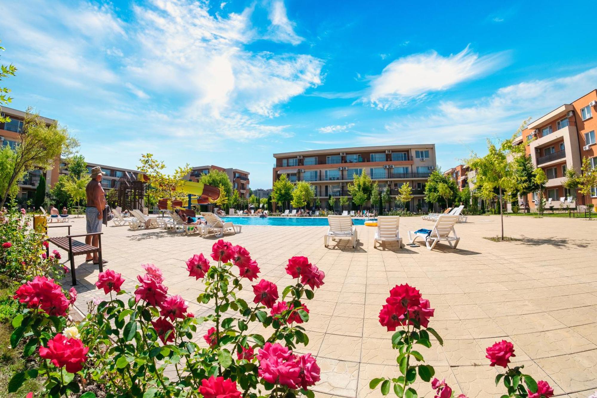 Nessebar And Holiday Fort Apartments 阳光海滩 外观 照片