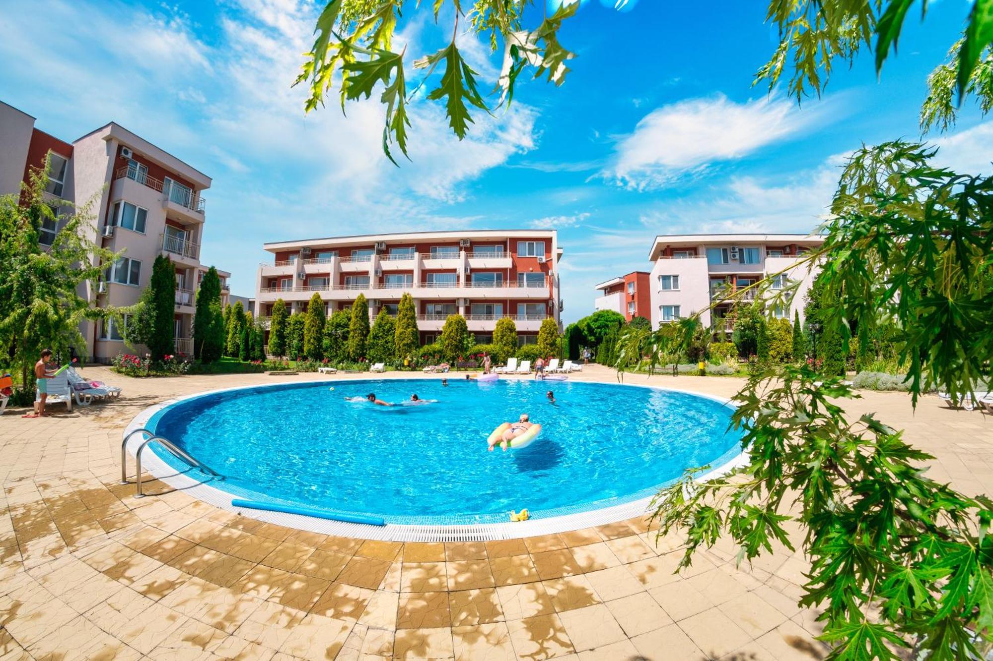 Nessebar And Holiday Fort Apartments 阳光海滩 外观 照片
