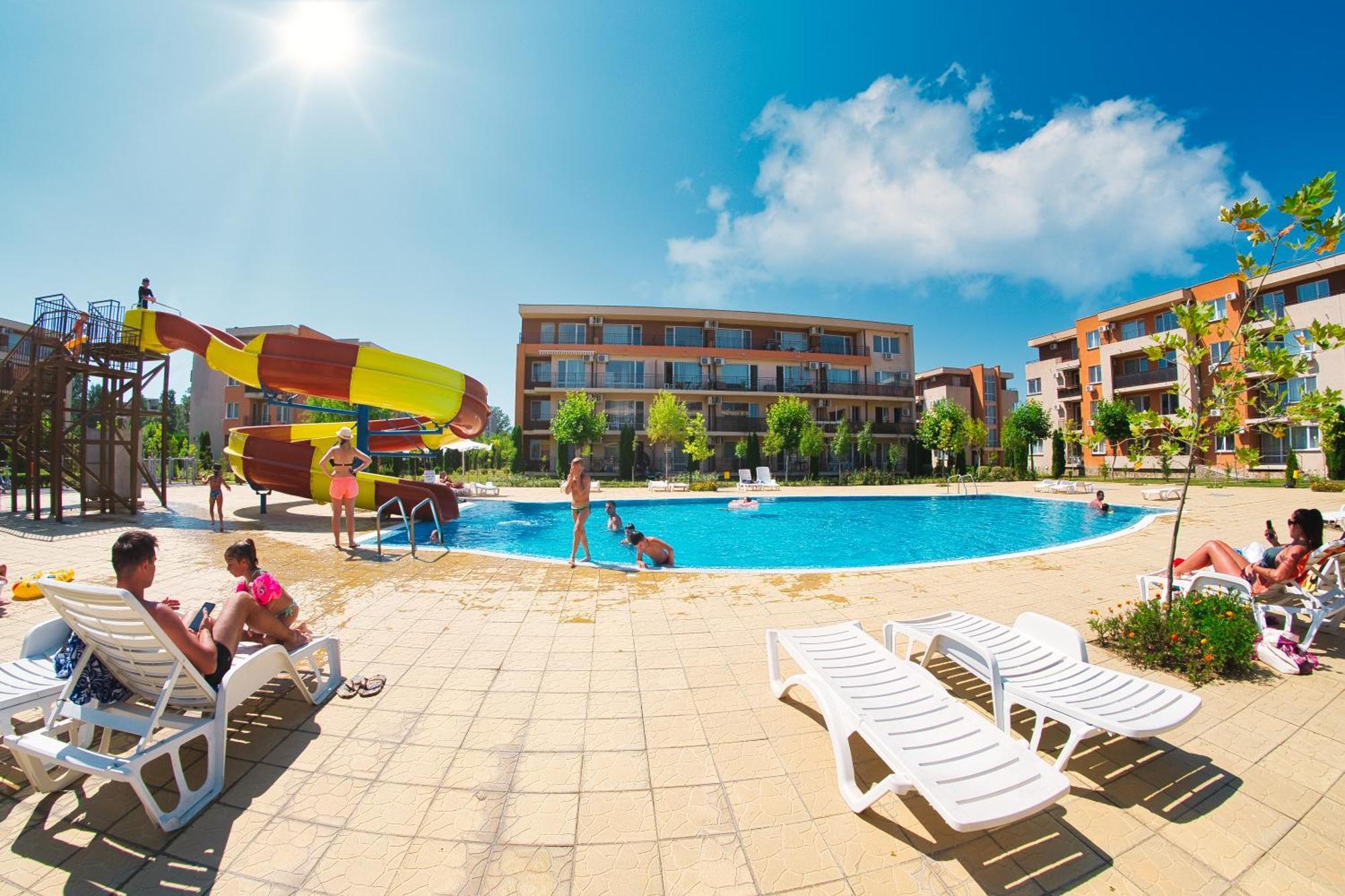Nessebar And Holiday Fort Apartments 阳光海滩 外观 照片